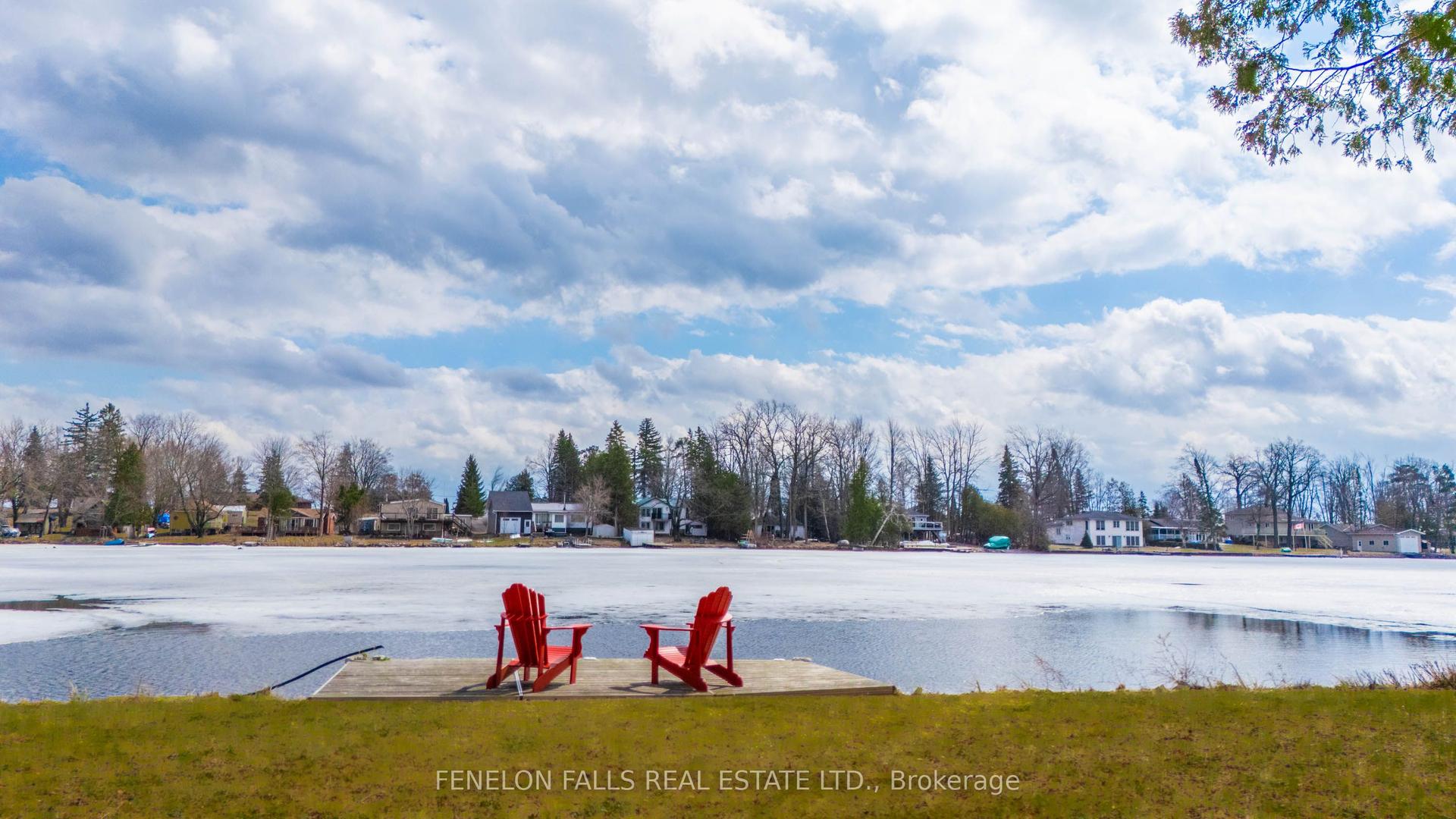 30 Jones Avenue — photo 1