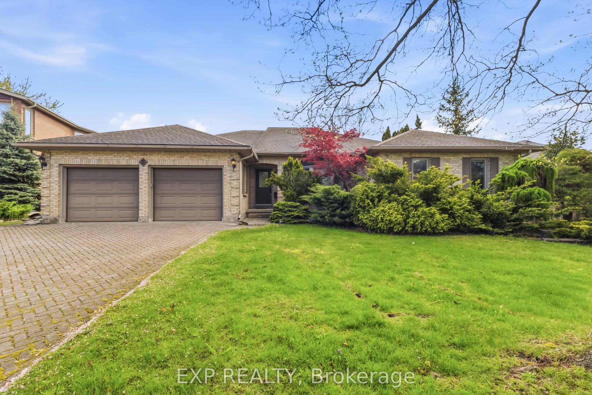 6 Thirlmere Road — photo 1