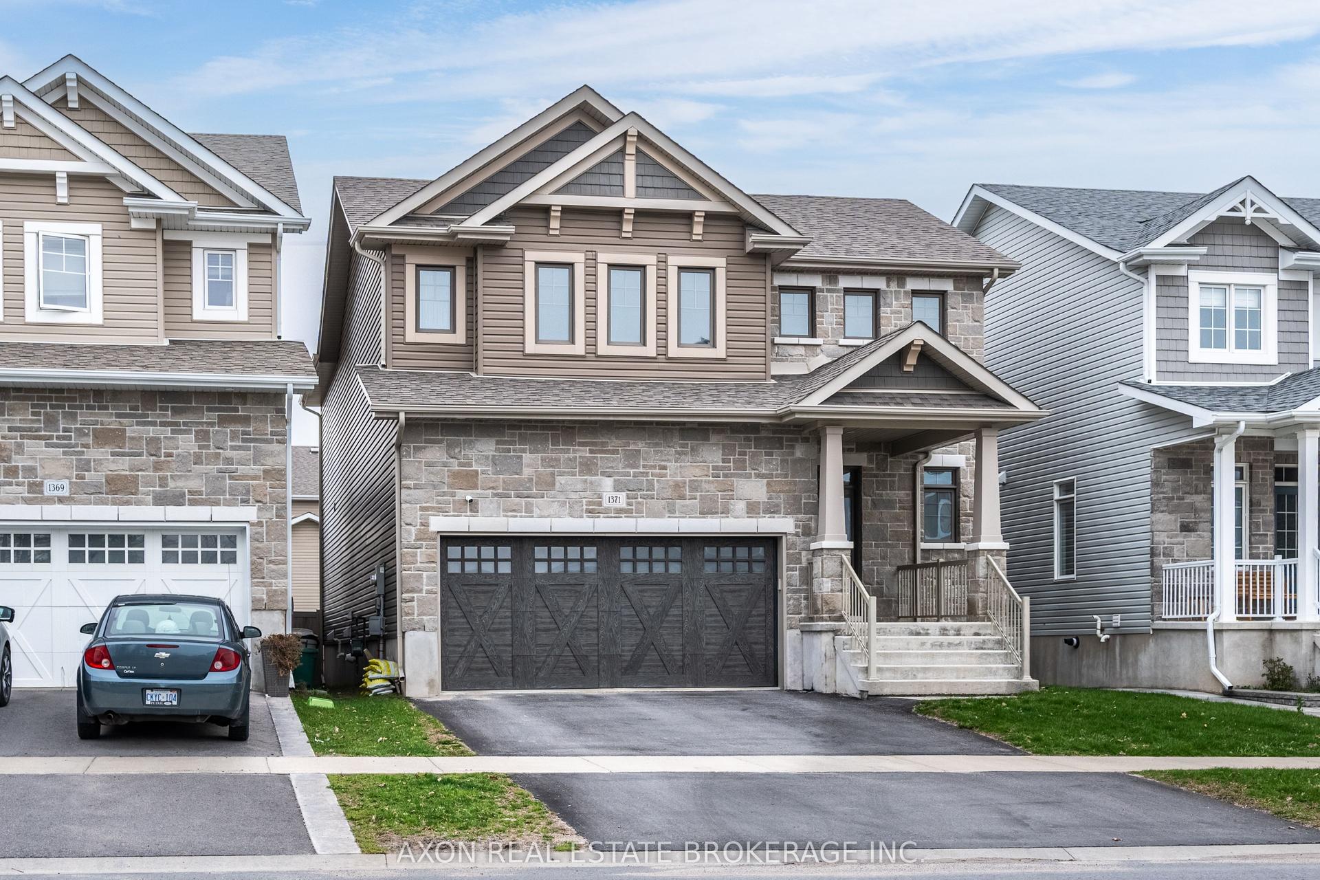 1371 Andersen Drive — photo 1