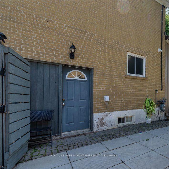 238 Beechy Drive 1 Bedroom Basement #1 Bedroom Basement — photo 1