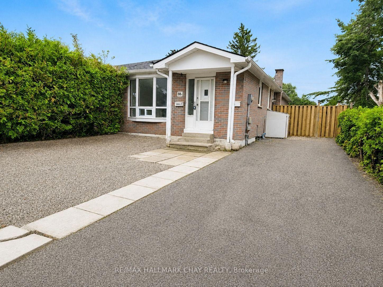 88 B Bernick Drive Lower #Lower, Barrie — Semi-Detached for lease, photo 1