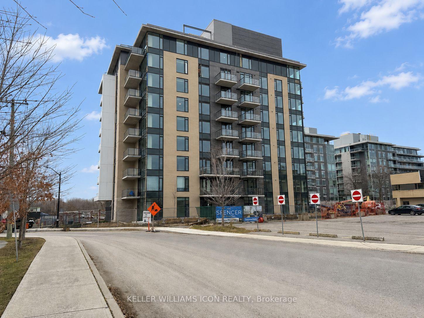 360 DESCHATELETS Avenue 203 #203 — photo 1