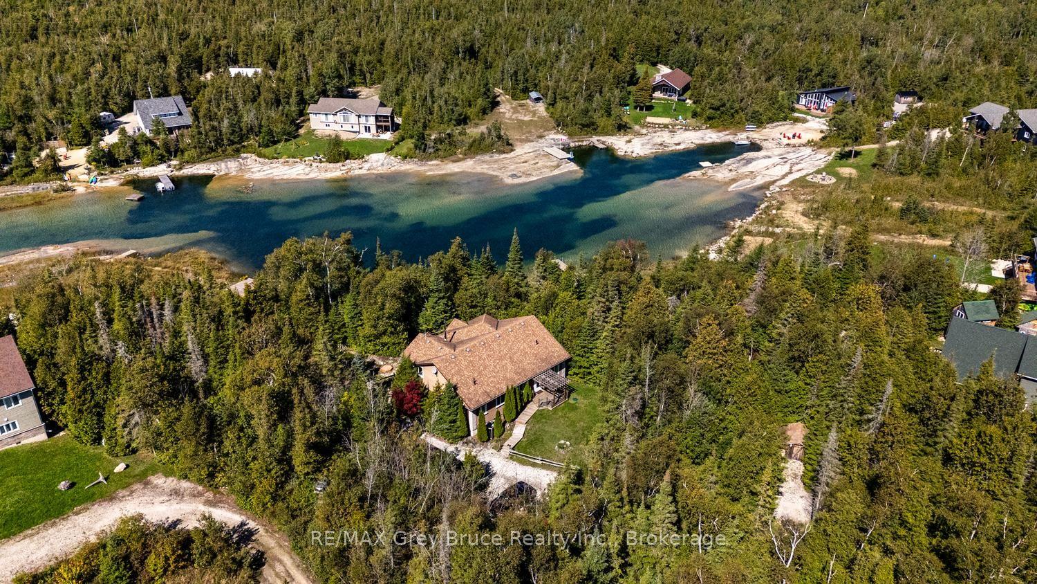 150 Walter Charman Drive, Northern Bruce Peninsula — Detached for sale, photo 1