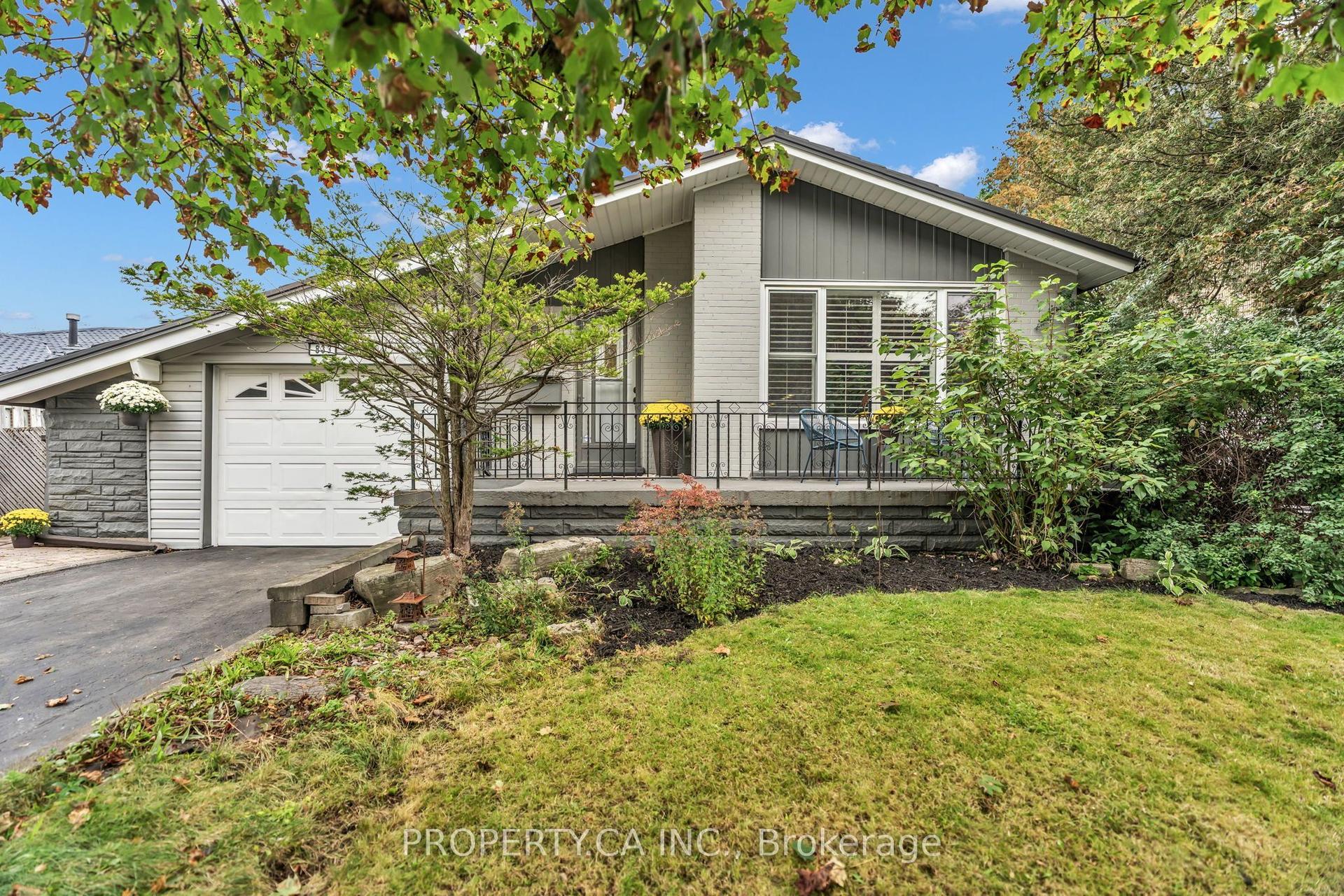 833 Krosno Boulevard, Pickering — Detached for sale, photo 1