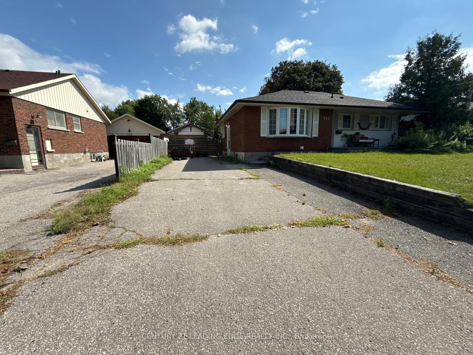 753 Glenforest Street Lower #Lower, Oshawa — Detached for lease, photo 1