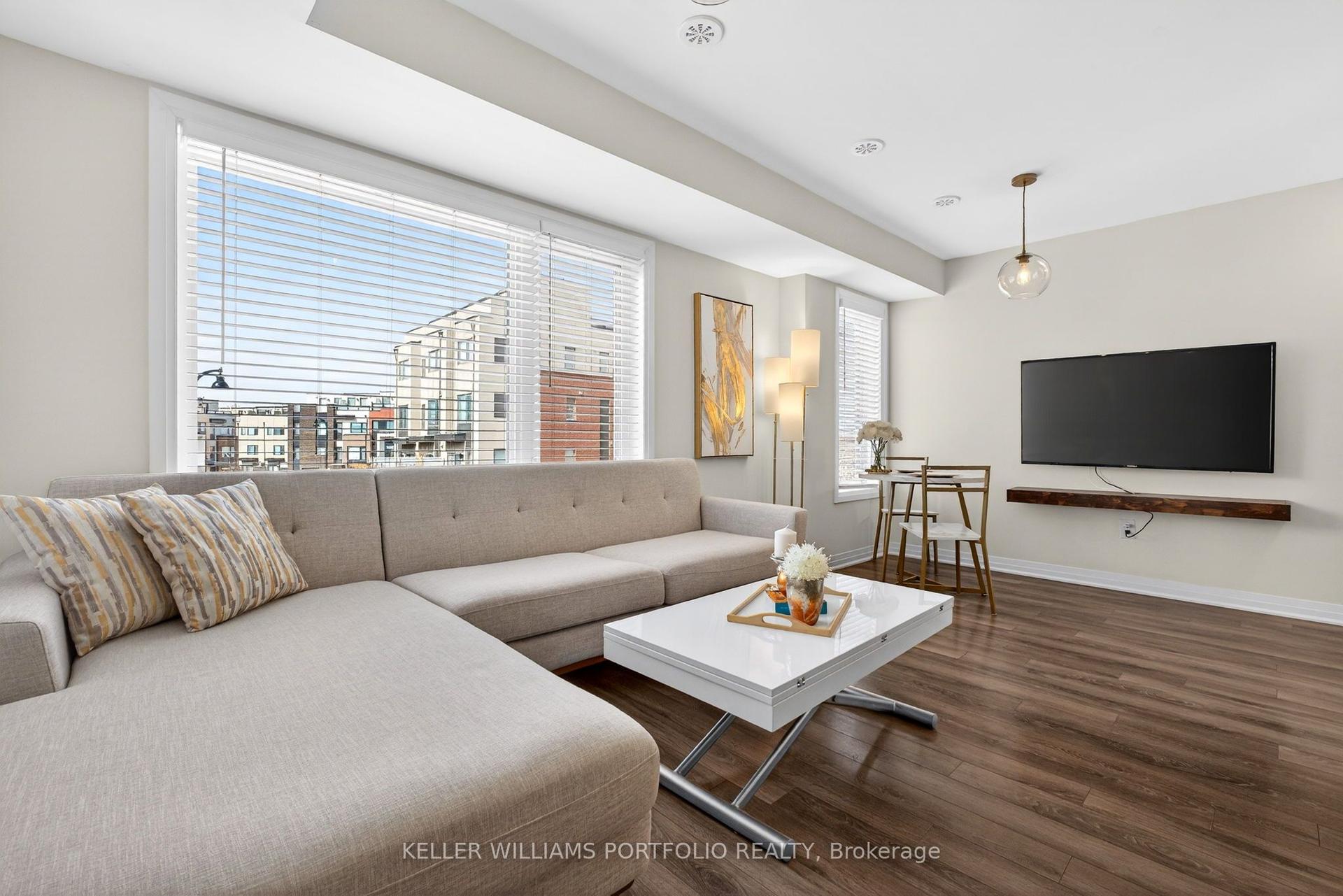171 William Duncan Road 7 #7 — photo 1