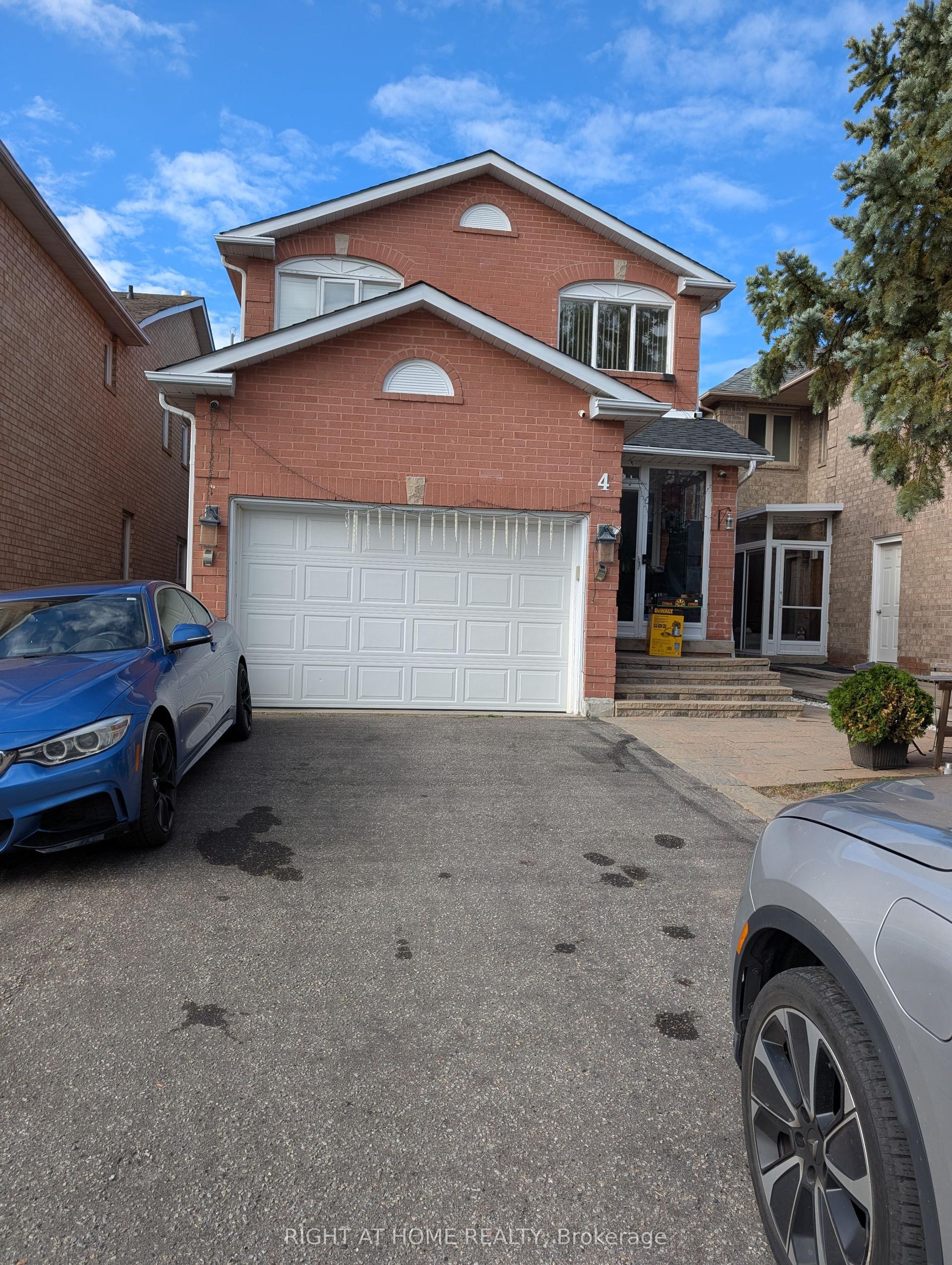 4 Bayel Crescent, Richmond Hill — Detached for lease, photo 1
