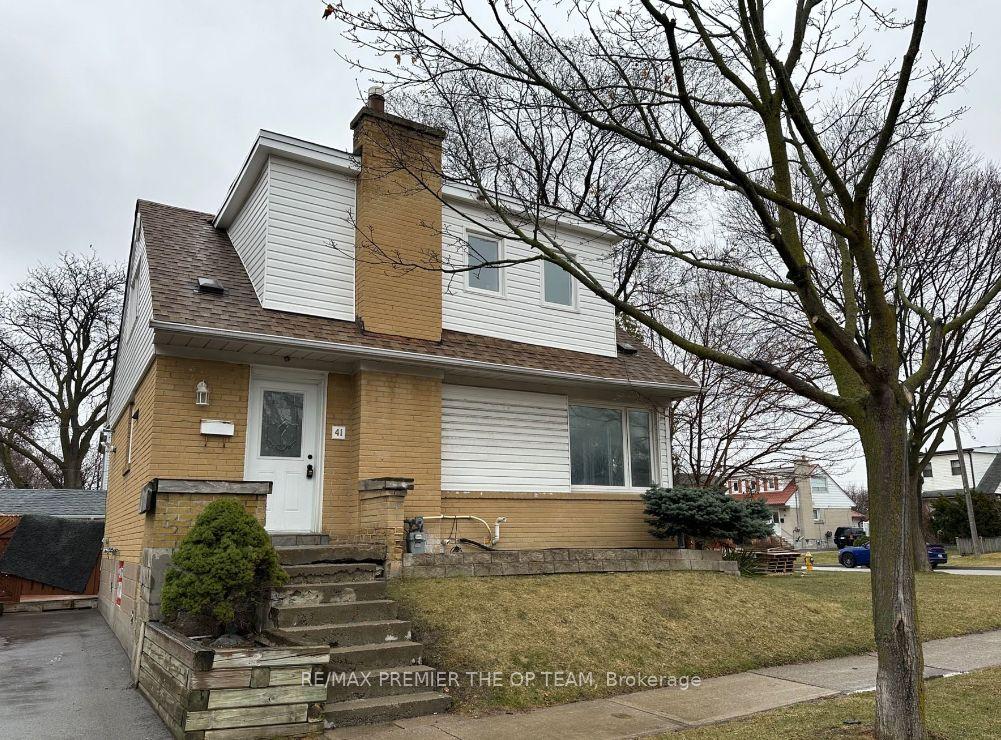 41 Tofield Crescent — photo 1