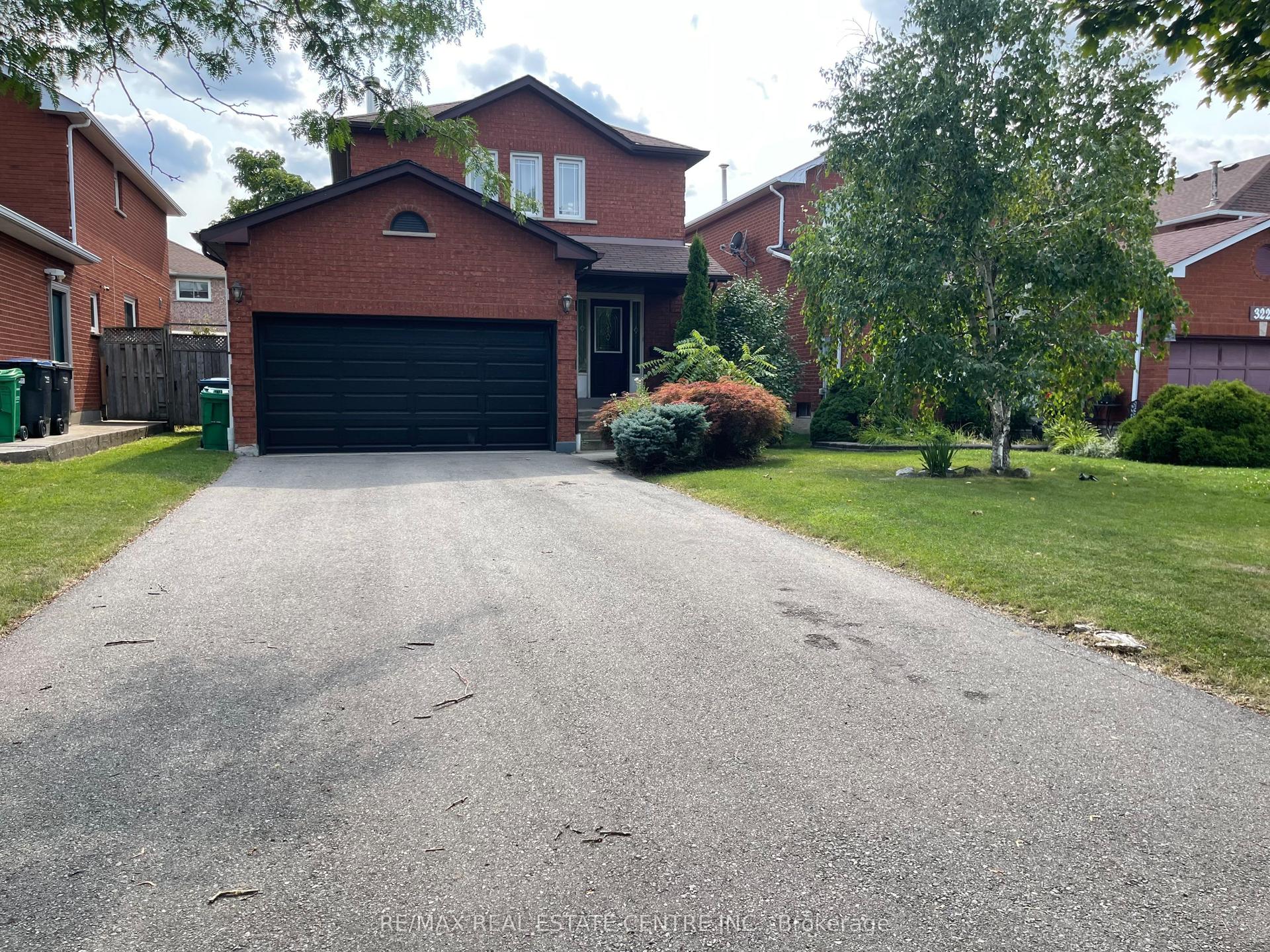 3223 Shadetree Drive, Mississauga — Detached for lease, photo 1