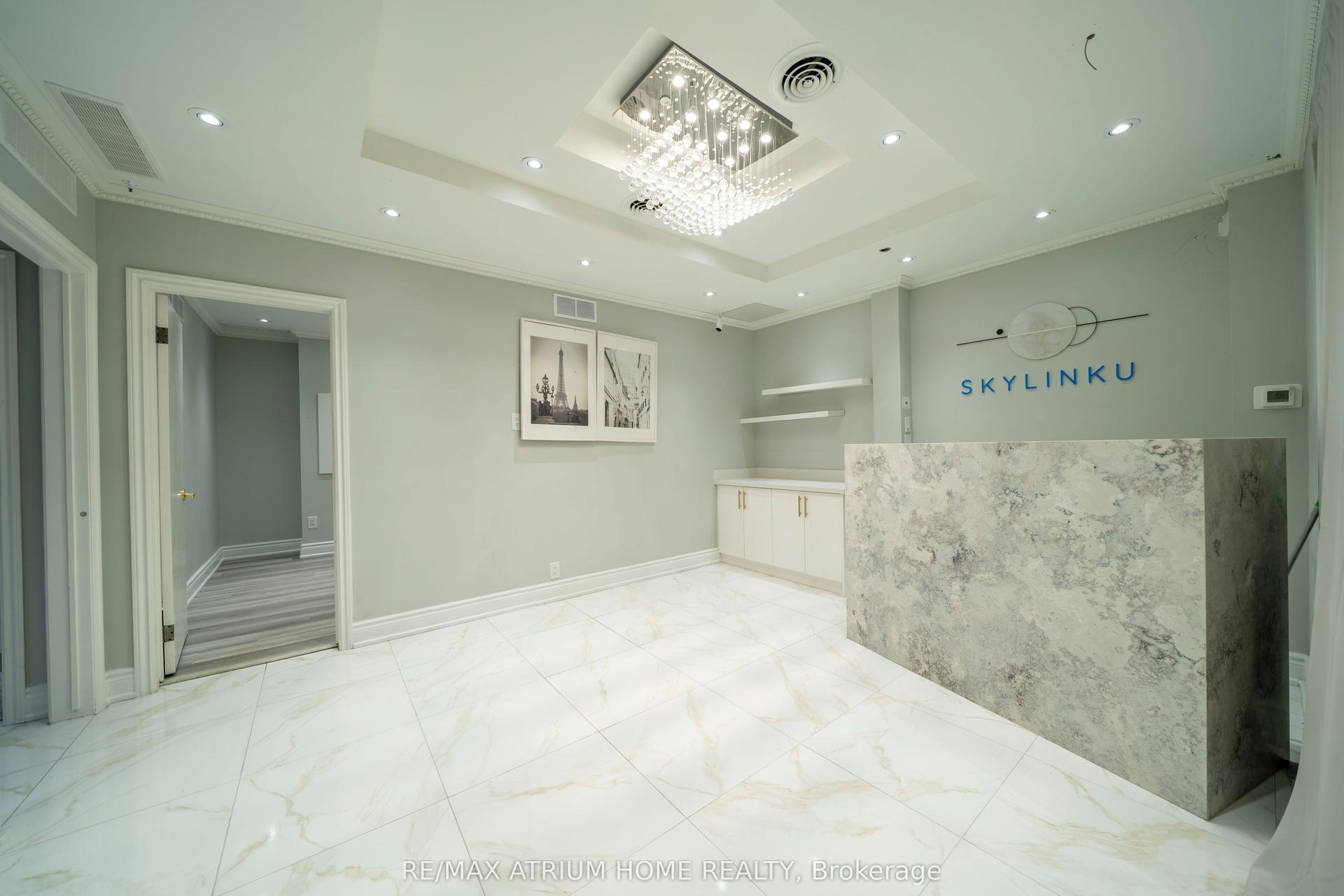 7398 Yonge Street 21D-22D #21D-22D — photo 1