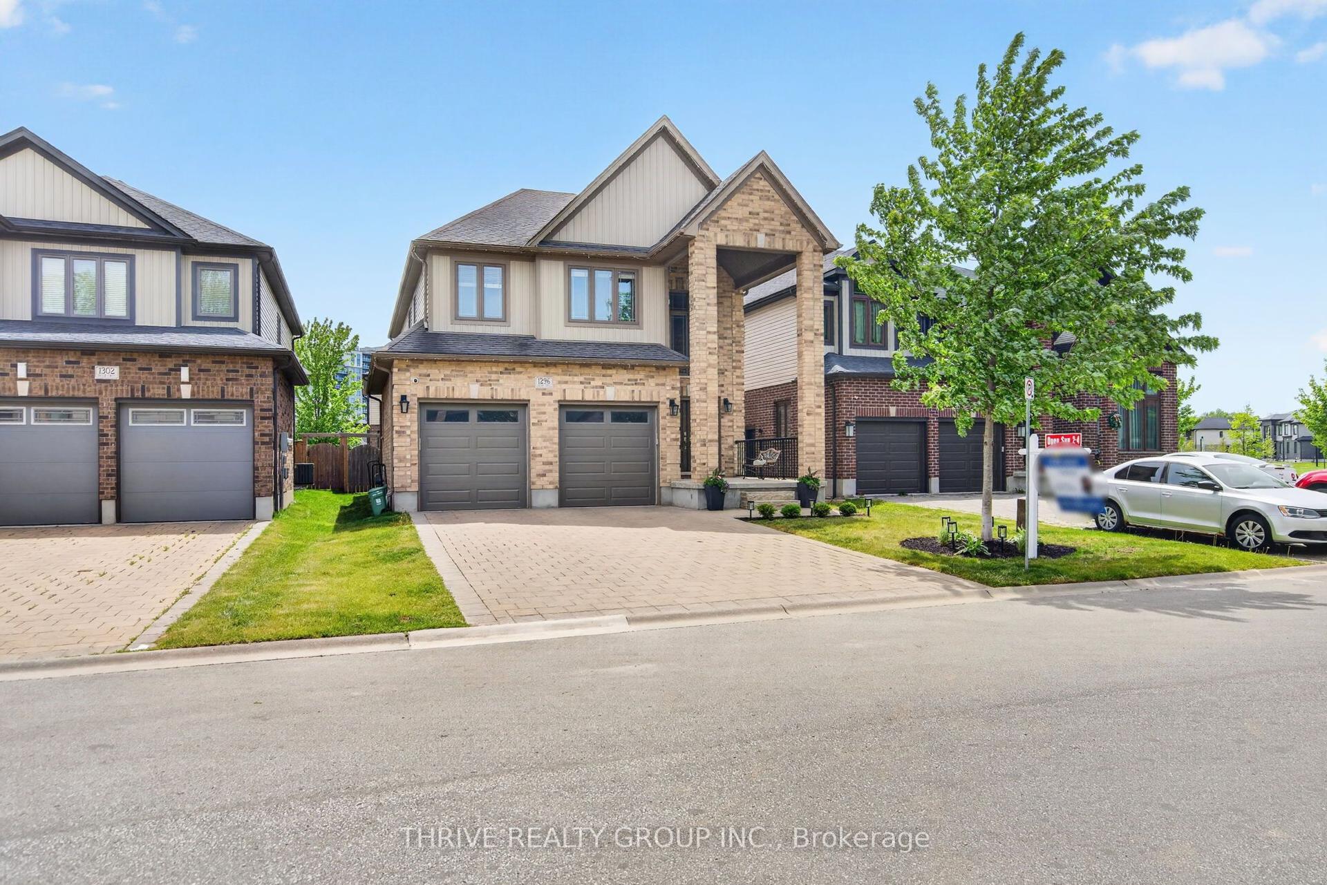 1296 Dyer Crescent — photo 1