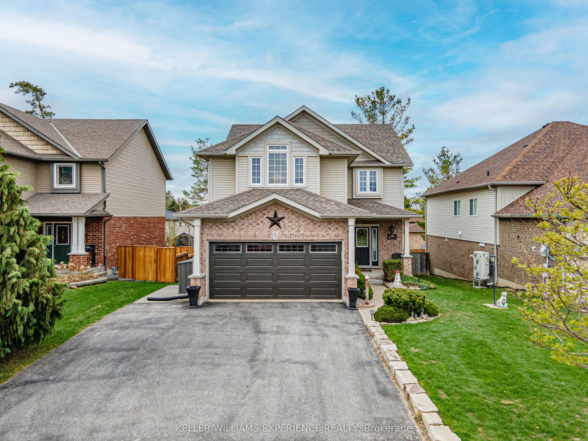 87 Armeda Clow Crescent — photo 1