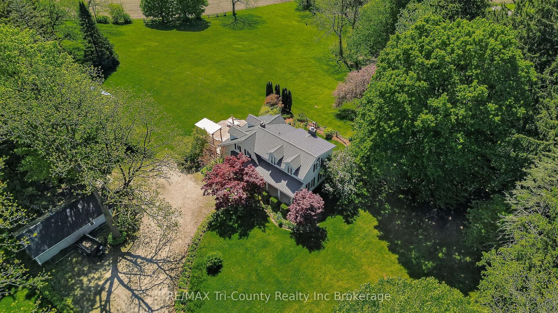 9088 Culloden Road — photo 1
