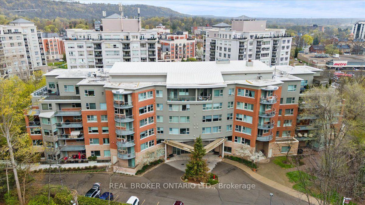 77 Governors Road 602 #602 — photo 1