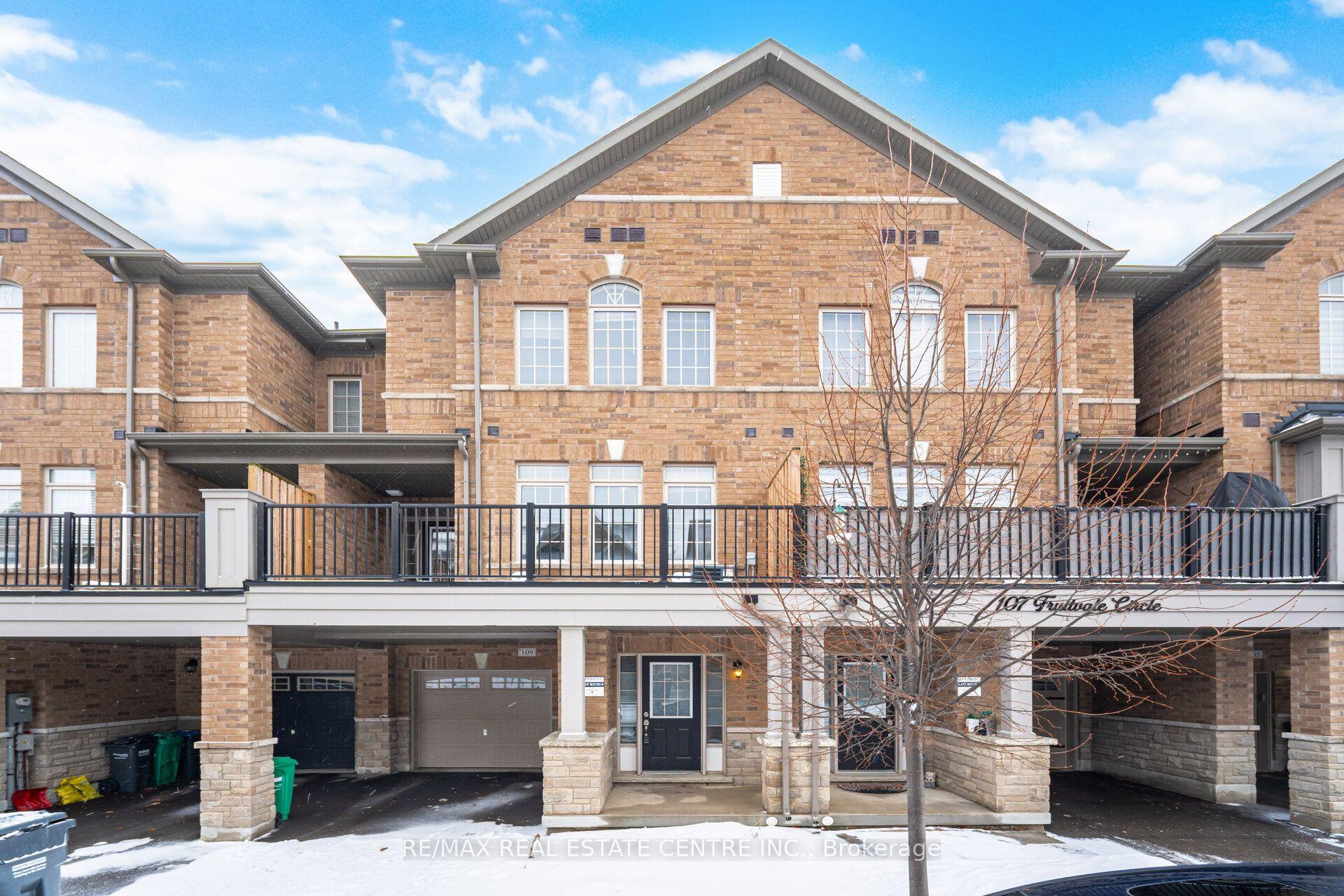 109 Fruitvale Circle, Brampton — Townhouse for lease, photo 1