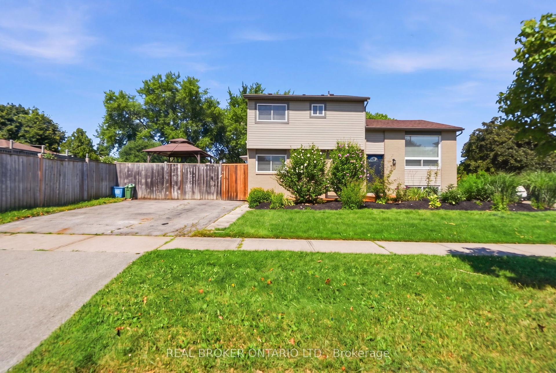 3 Prideaux Street, Hamilton — Detached for sale, photo 1