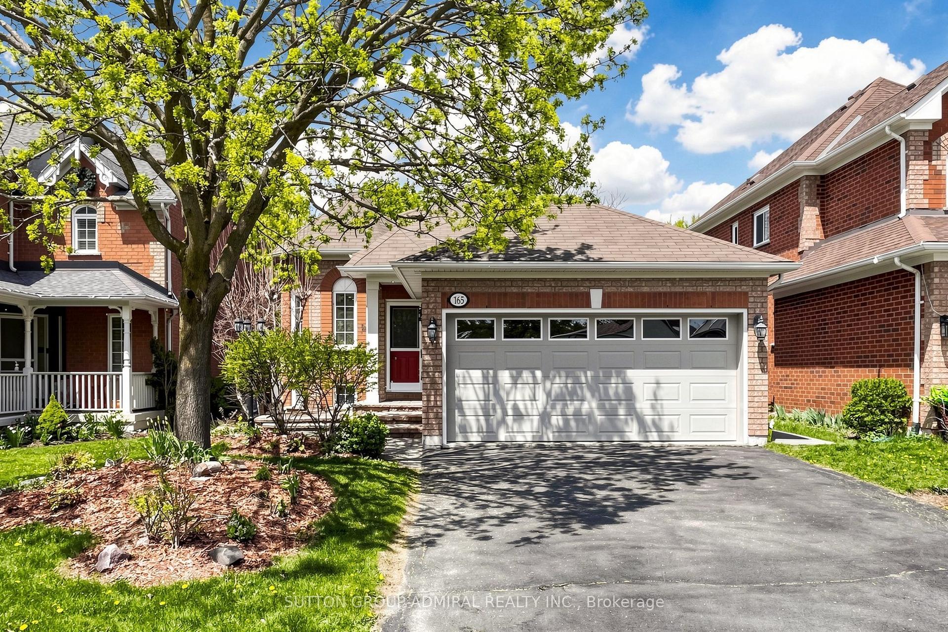 165 Clearmeadow Boulevard — photo 1