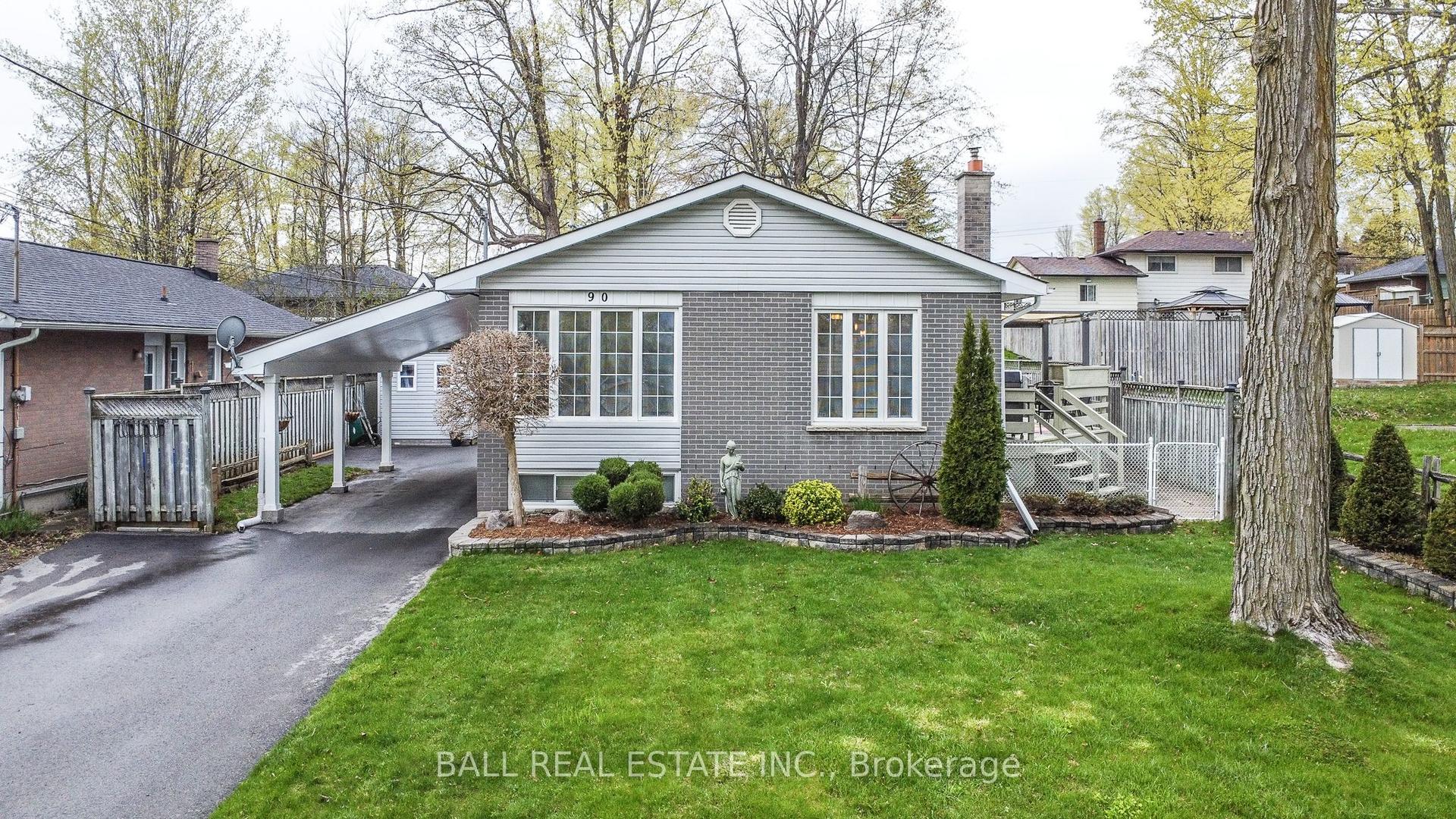 90 Parkdale Avenue — photo 1