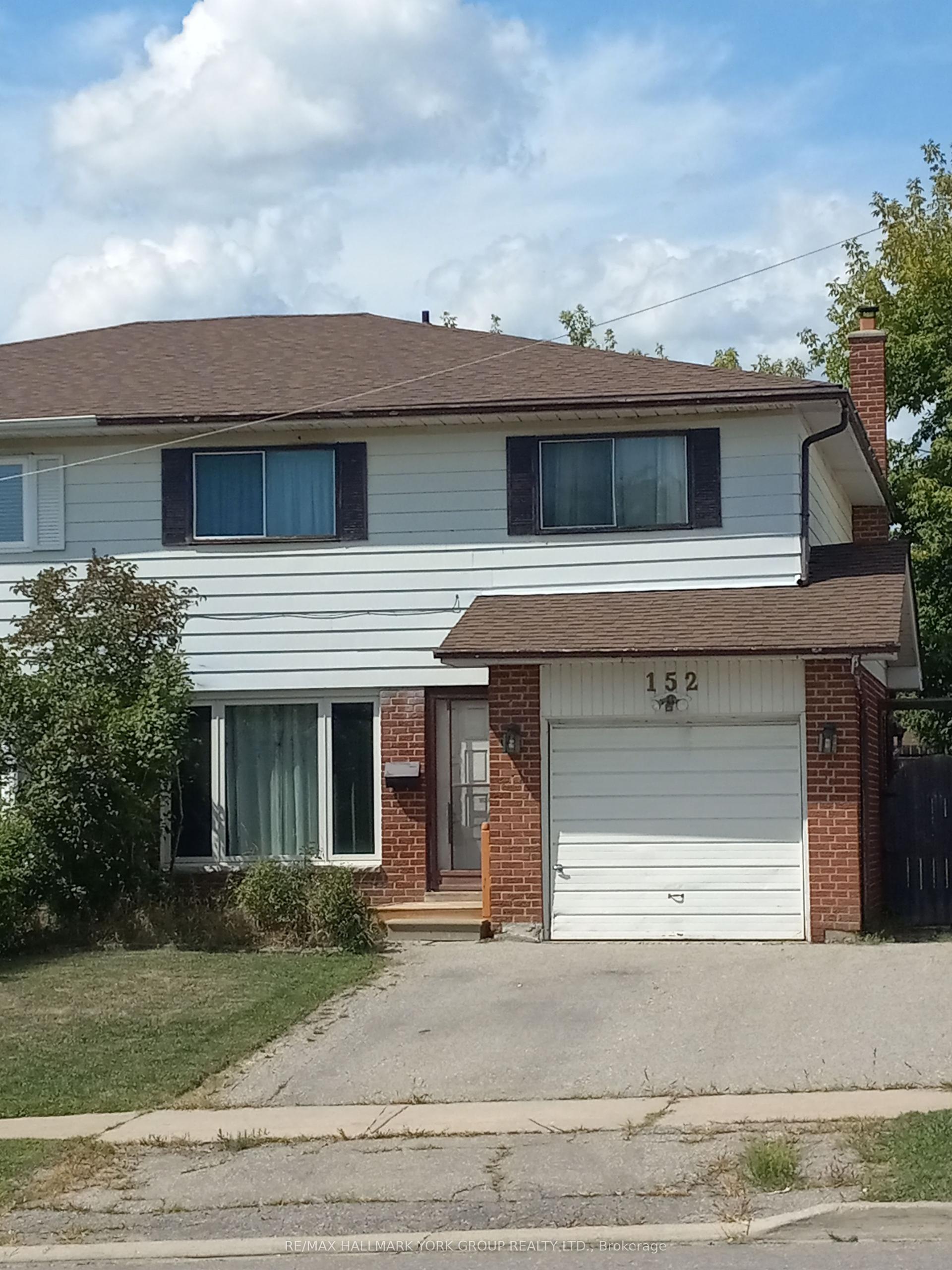 152 Beech Street, Brampton — Semi-Detached for sale, photo 1