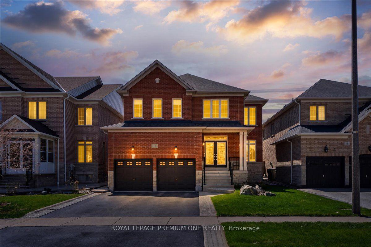 30 Monabelle Crescent — photo 1