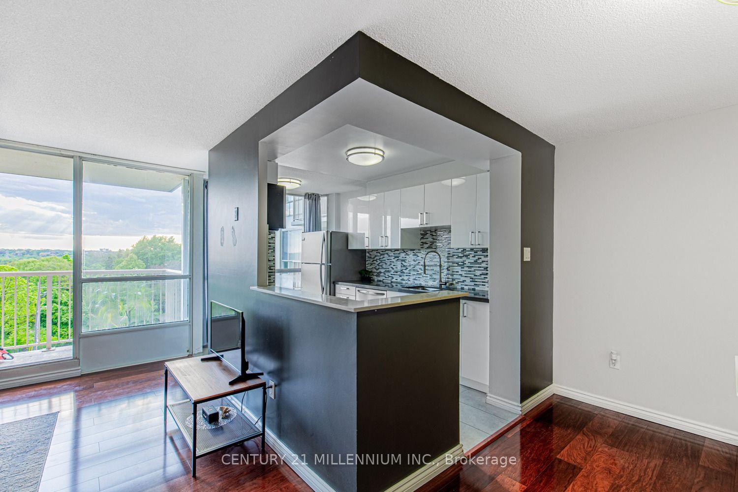 3077 Weston Road 807 #807 — photo 1