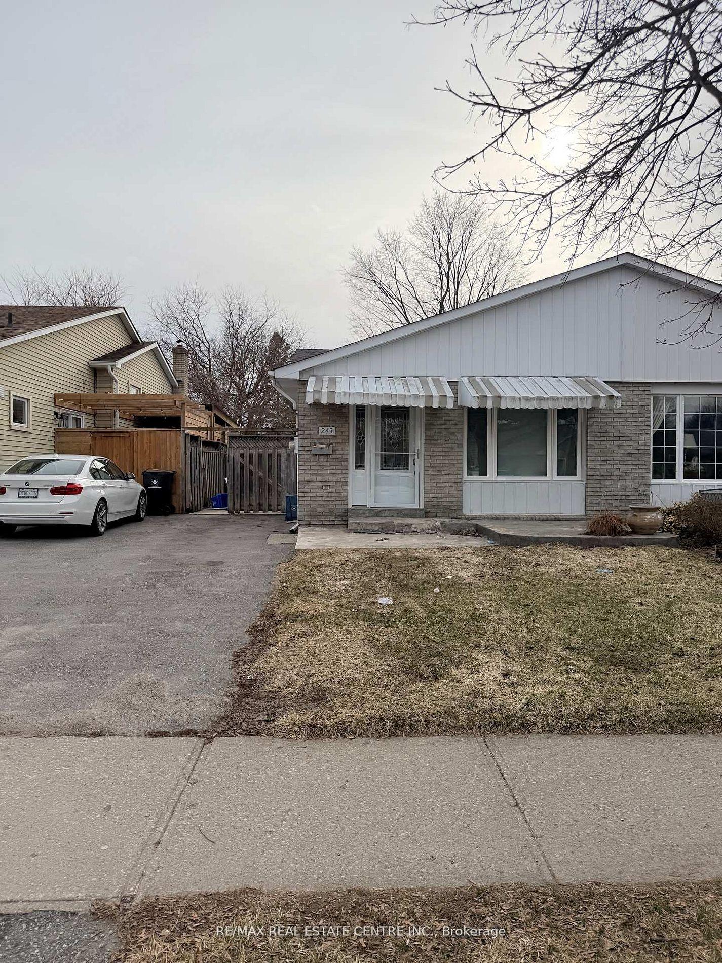 245 Heritage Drive — photo 1