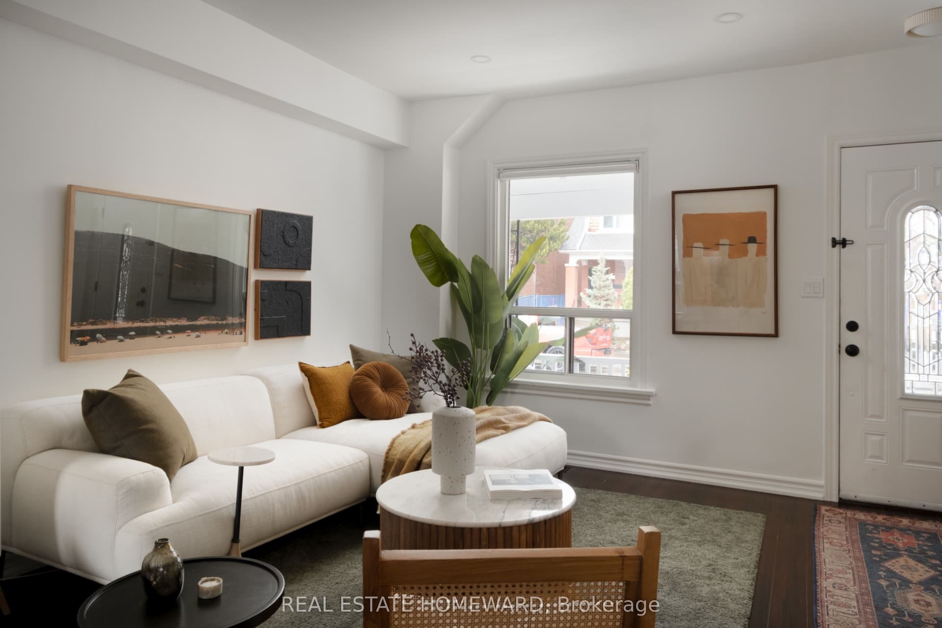 146 Gledhill Avenue — photo 1