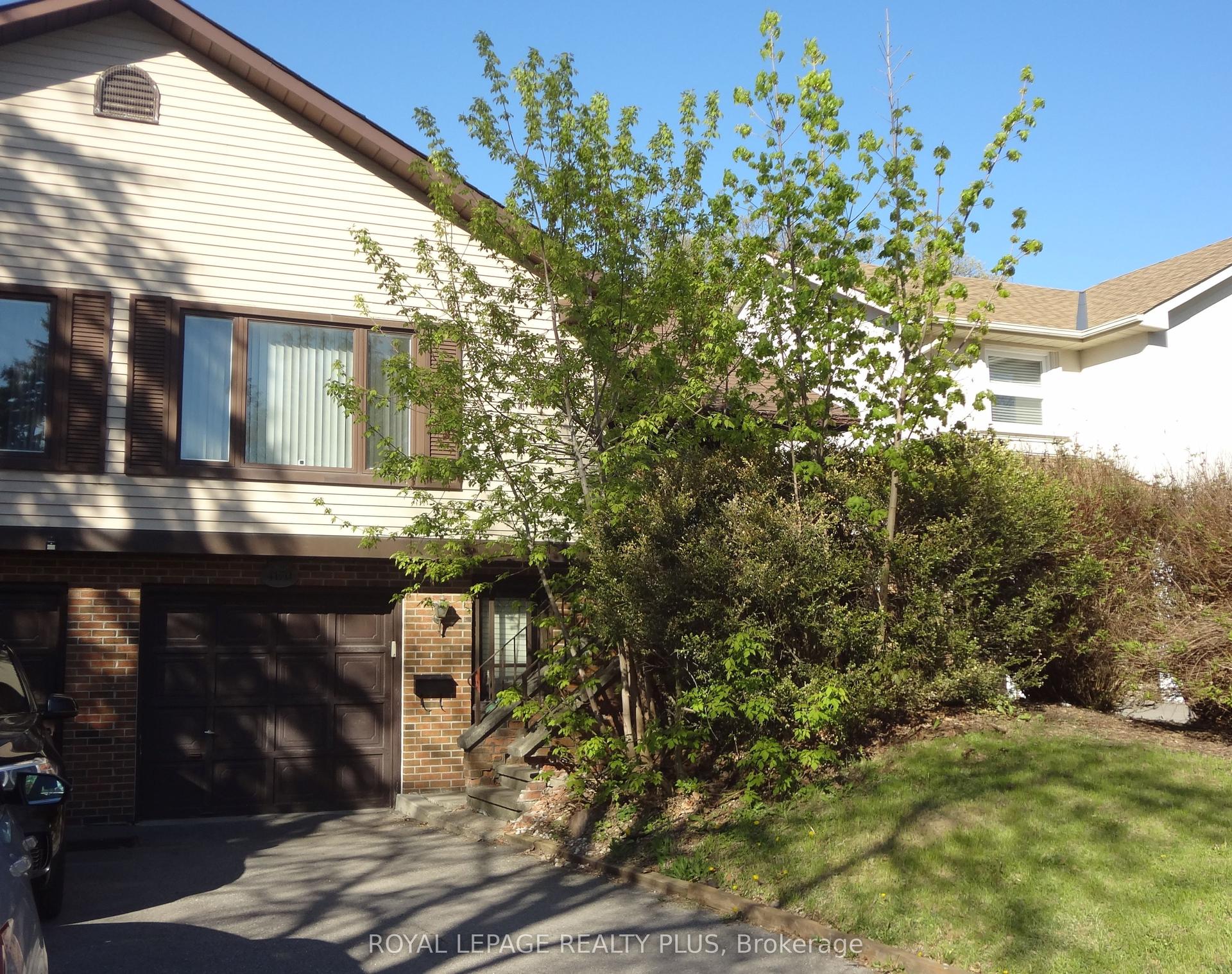 4170 Treetop Crescent — photo 1