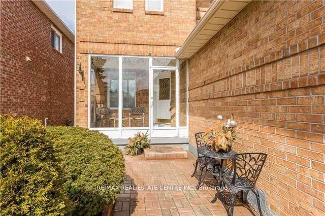 22 Matterdale Avenue BSMT #BSMT, Brampton — Detached for lease, photo 1