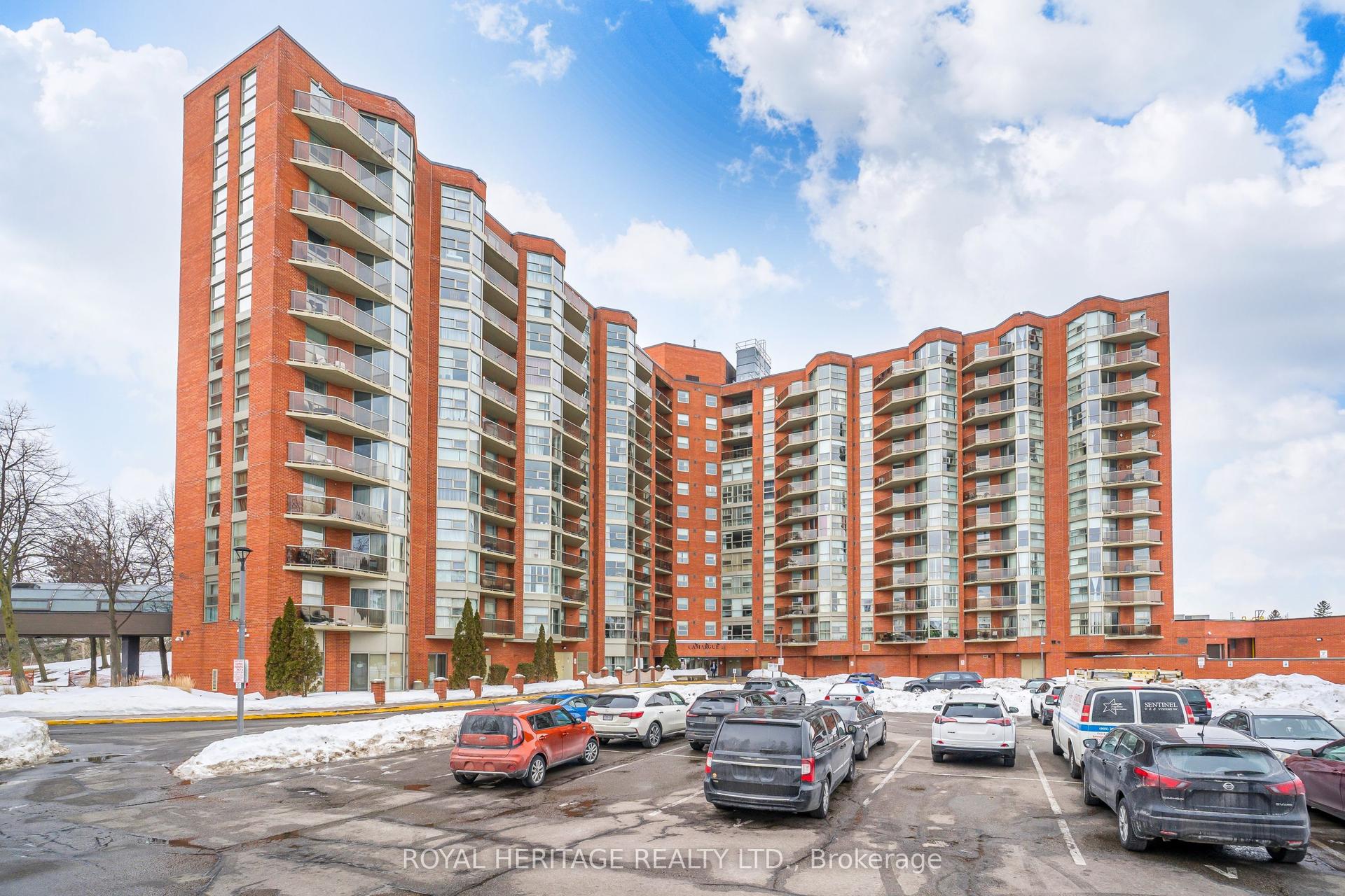10 Dean Park Road 313 #313, Toronto — Condo for sale, photo 1