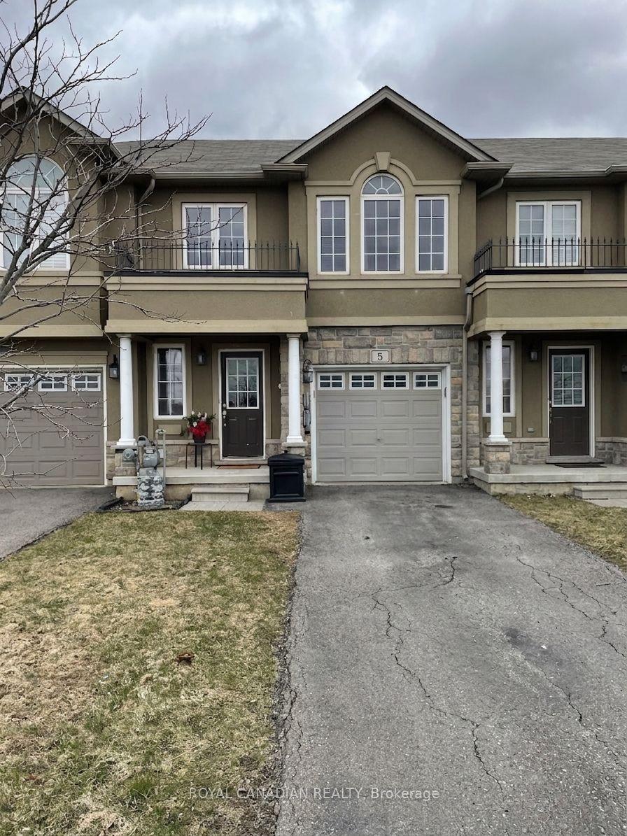 5 Trafalgar Drive — photo 1