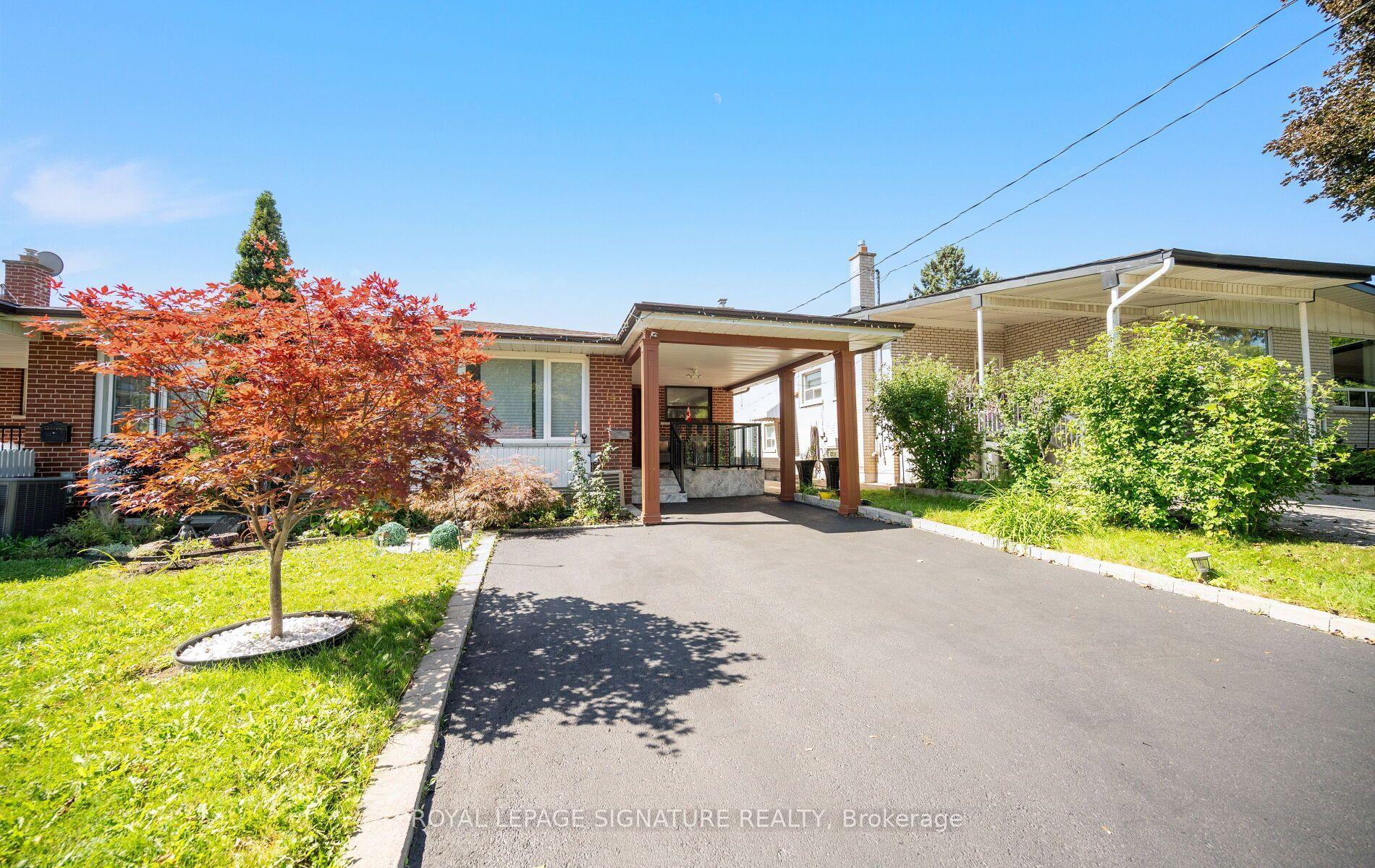 14 Dixington Crescent, Toronto — Semi-Detached for sale, photo 1