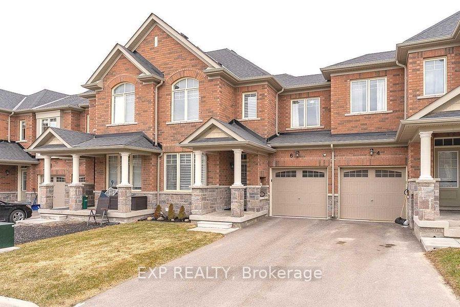 6 Frederick Pearson Street, East Gwillimbury — Townhouse for sale, photo 1