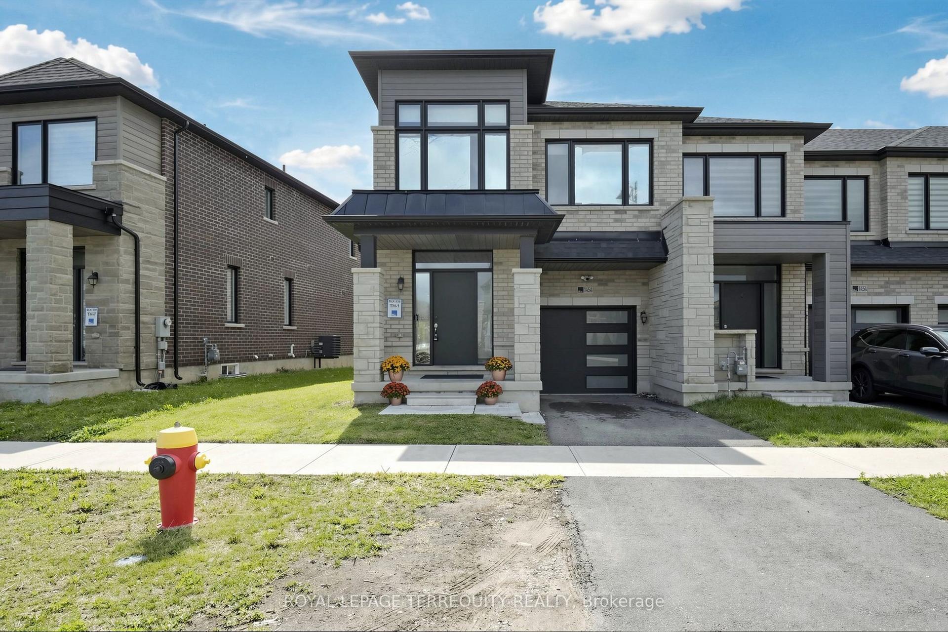 1456 Rose Way, Milton — Townhouse for sale, photo 1