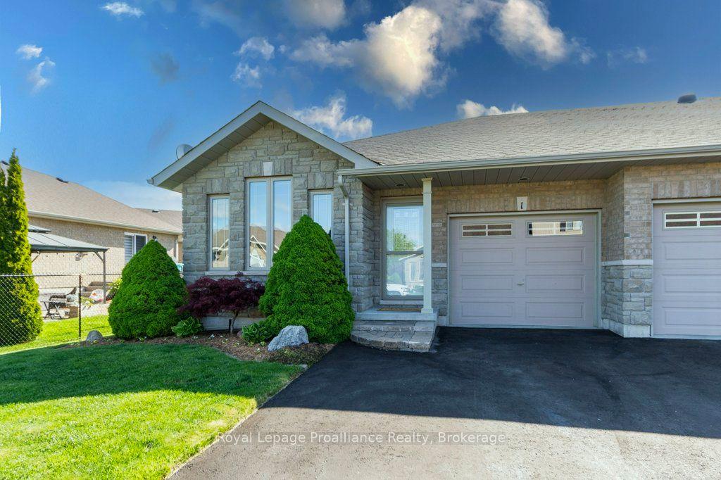 1 Ward Drive — photo 1