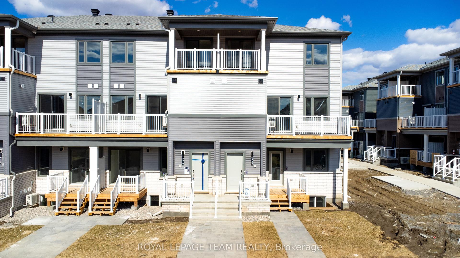 920 Parnian Private — photo 1
