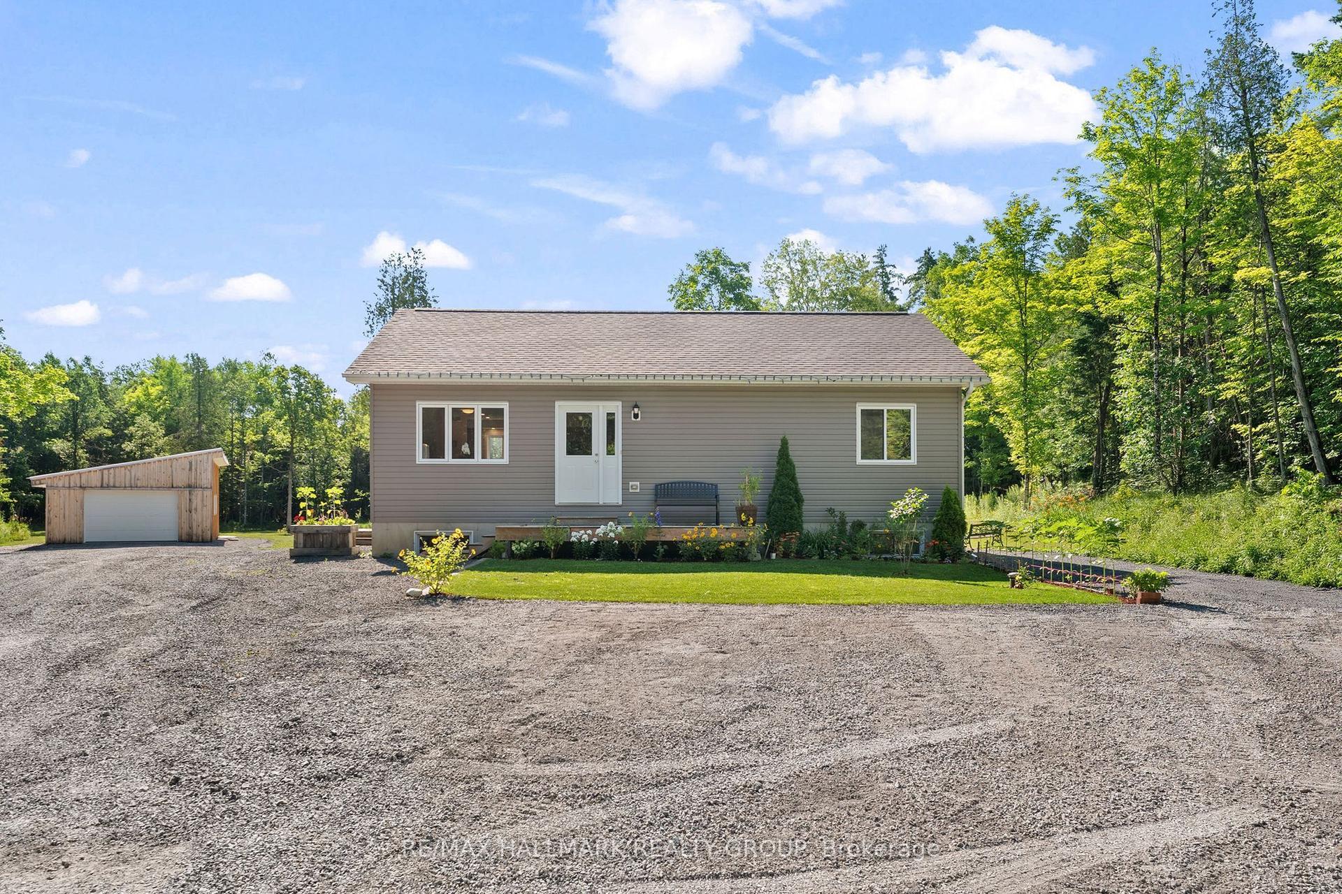 466 Stewartville Road W, McNab/Braeside — Detached for sale, photo 1