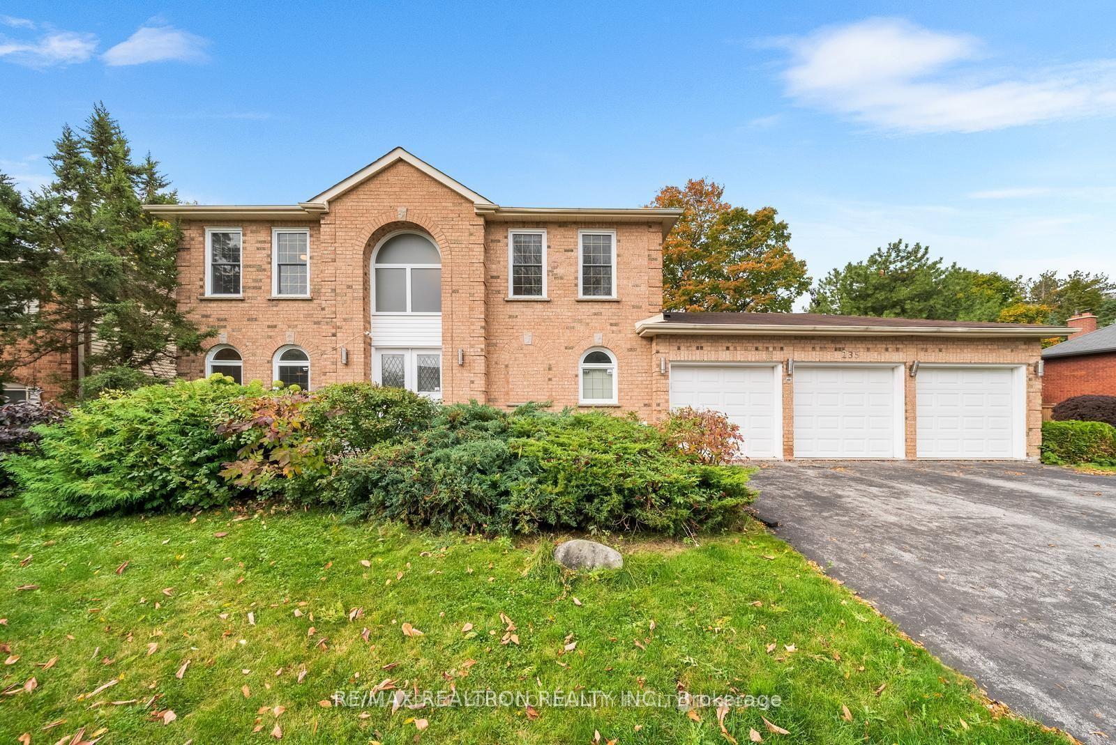 235 Kemano Road, Aurora — Detached for sale, photo 1