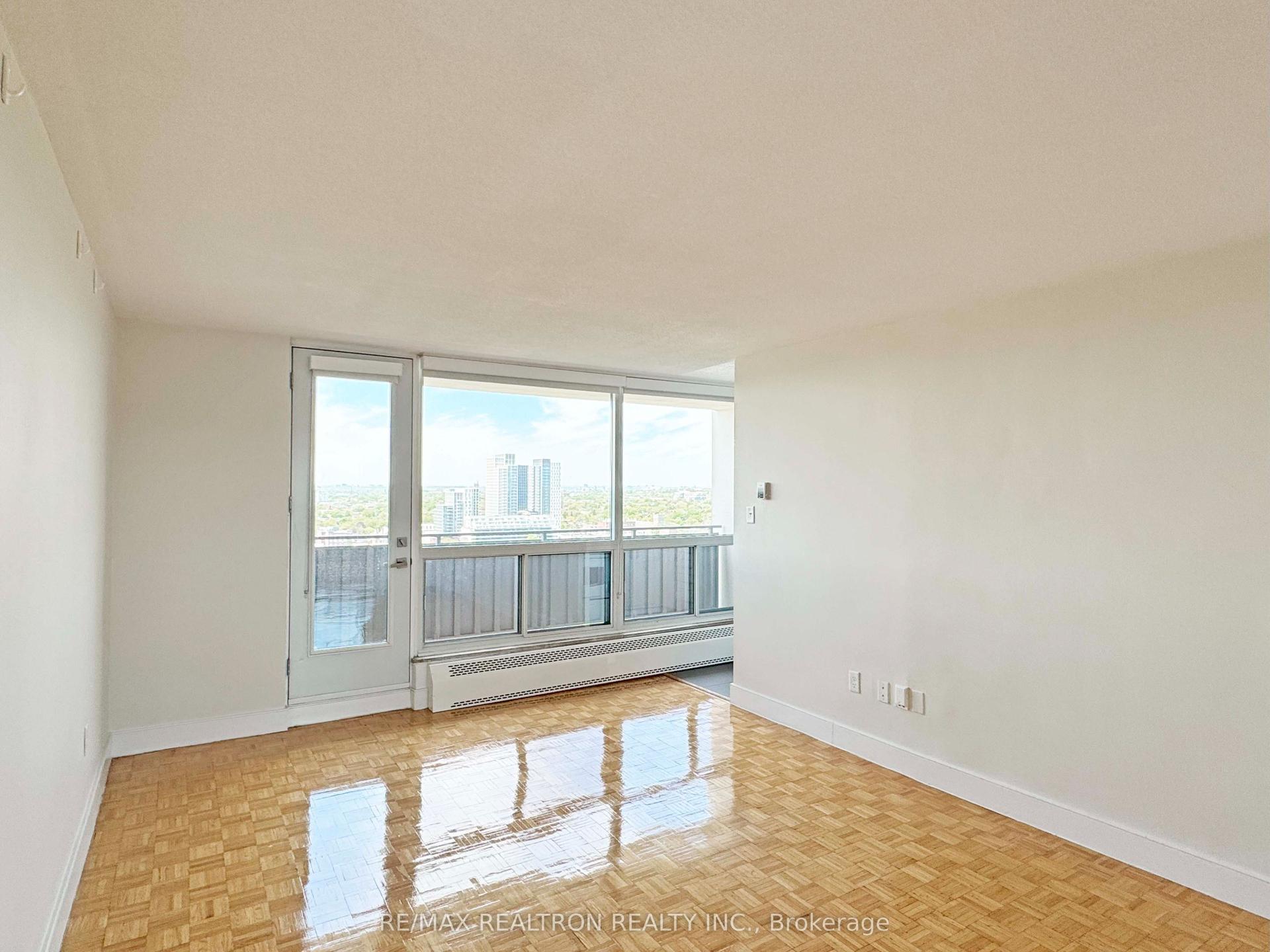 666 Spadina Avenue 2312 #2312, Toronto — Condo for lease, photo 1