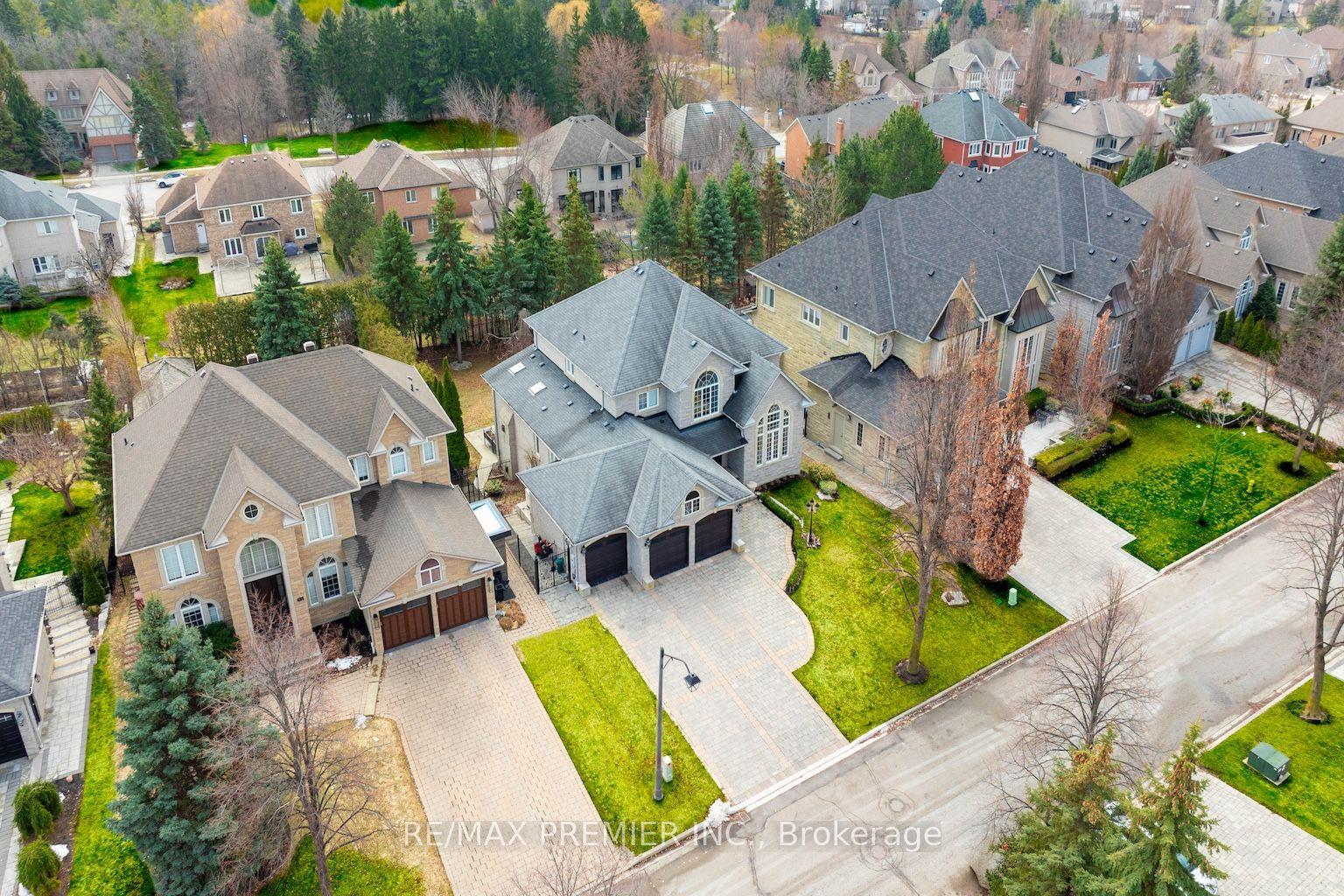 85 Gregory Scott Drive — photo 1