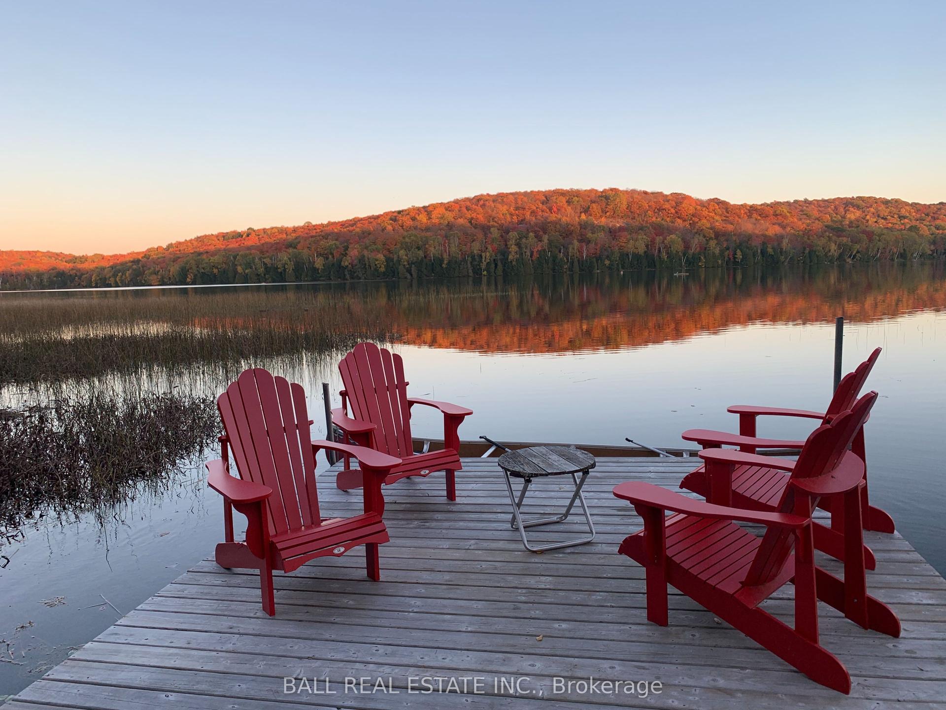 294 Albion Lake Drive — photo 1