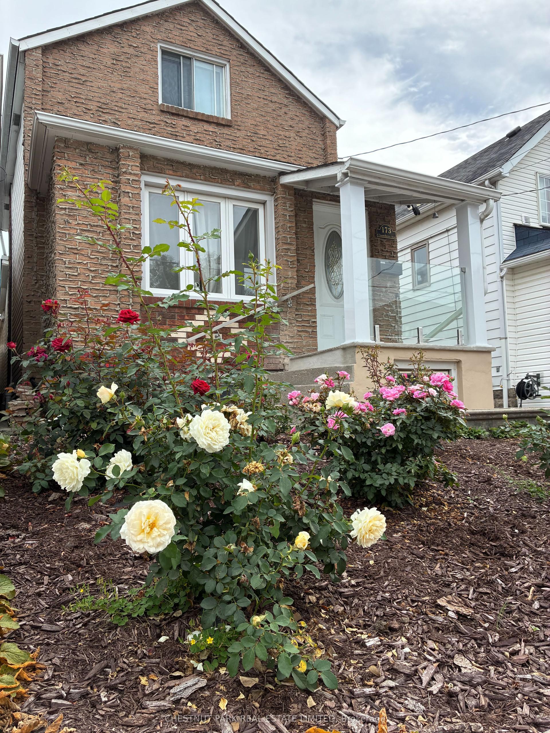 173 Chambers Avenue Lower #Lower, Toronto — Detached for lease, photo 1