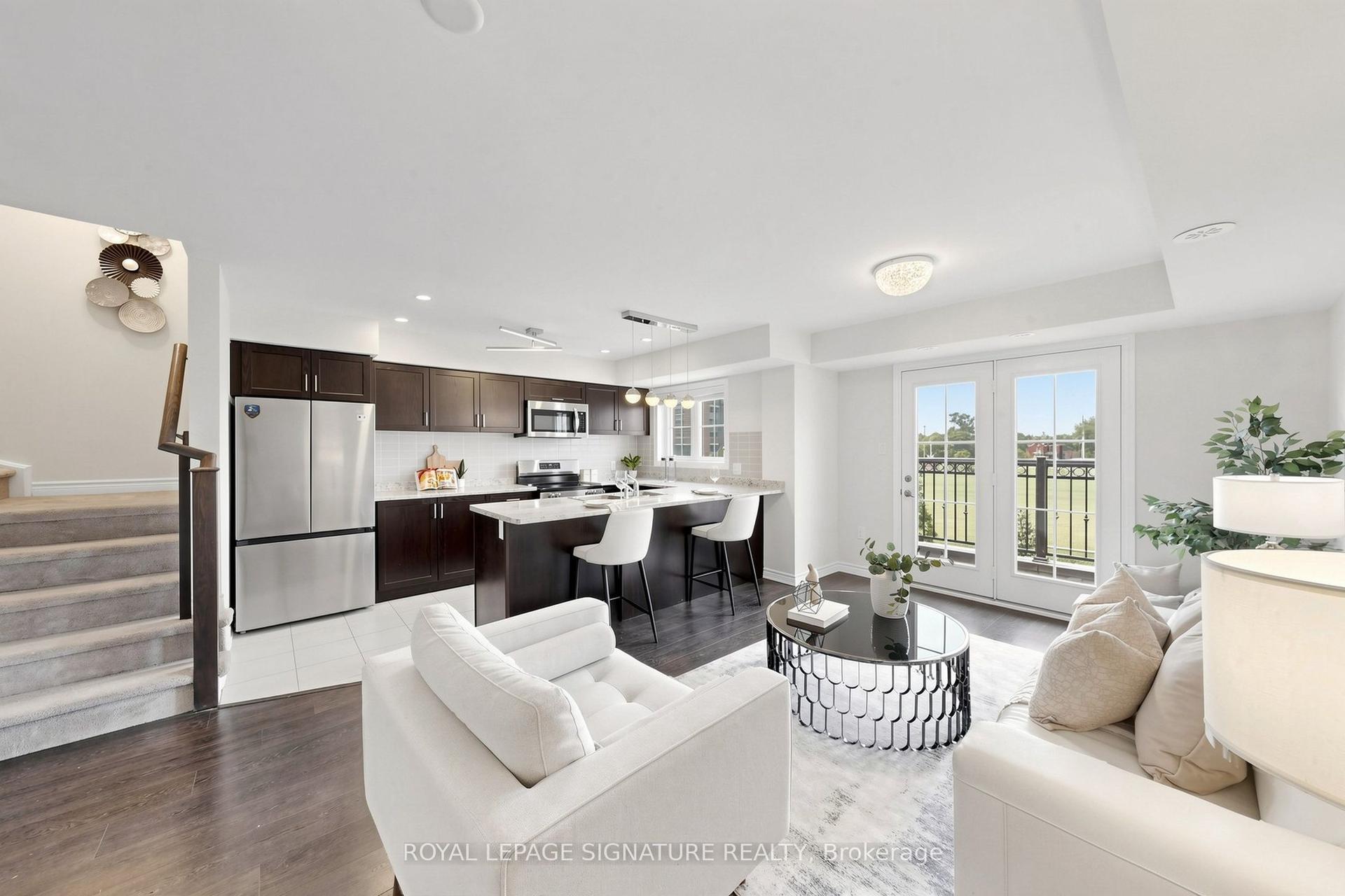 2441 Greenwich Drive 11 #11, Oakville — Condo Town for sale, photo 1