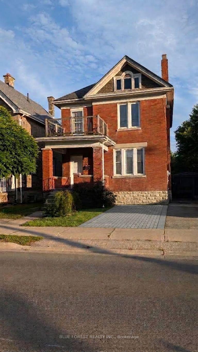 867 Queens Avenue, London East — Detached for sale, photo 1