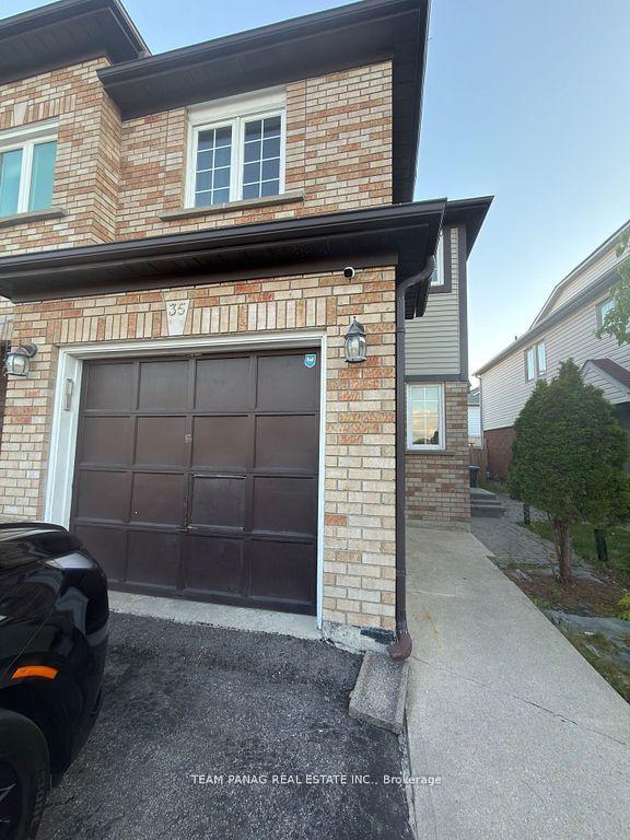 35 Hickorybush Avenue — photo 1