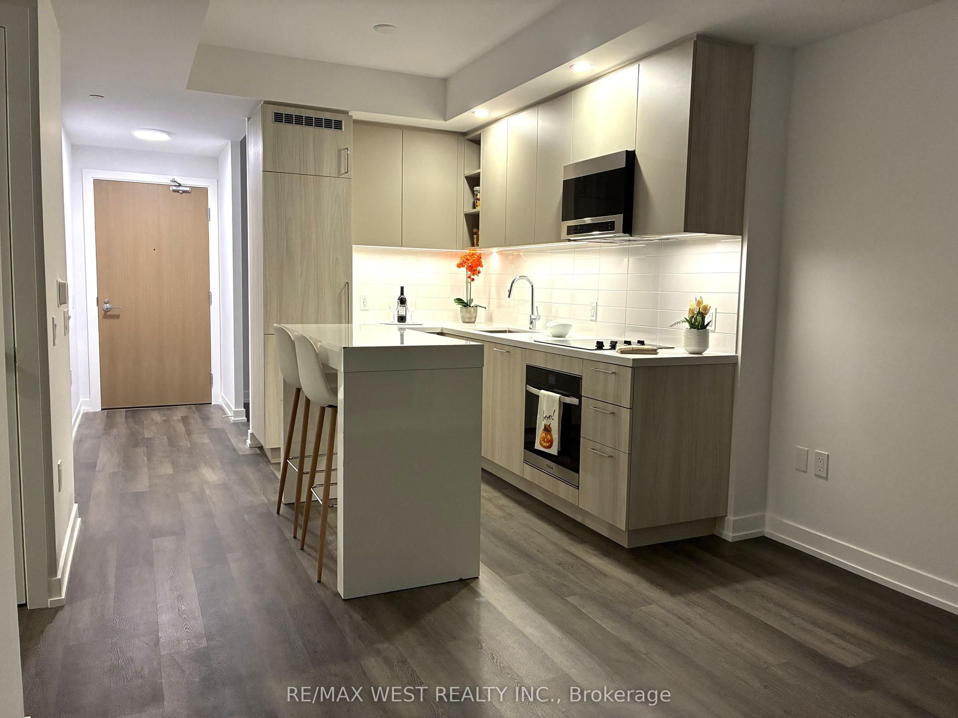 21 Meadowdale Road 1004 #1004, Vaughan — Condo for lease, photo 1