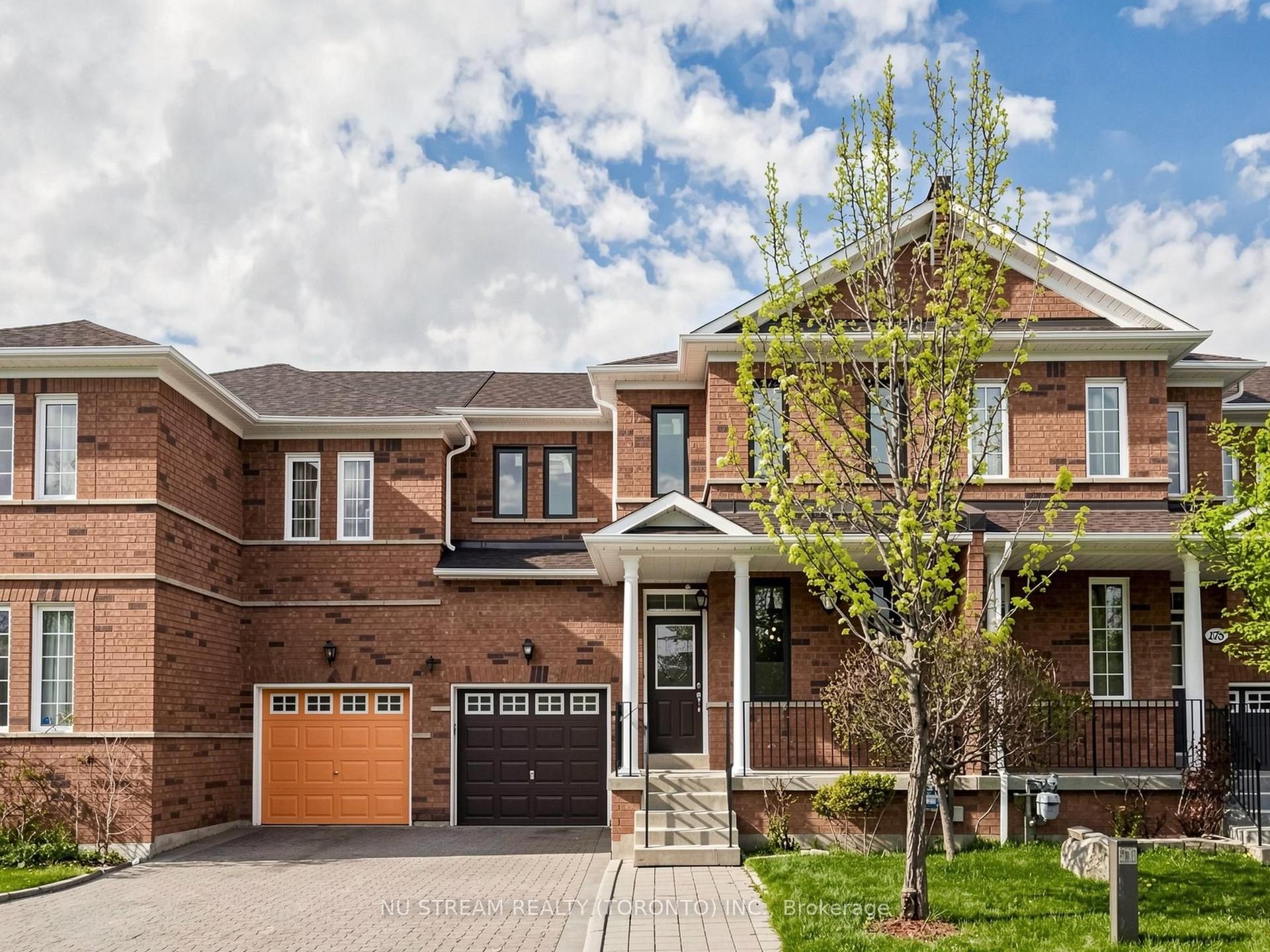 177 Wildberry Crescent — photo 1