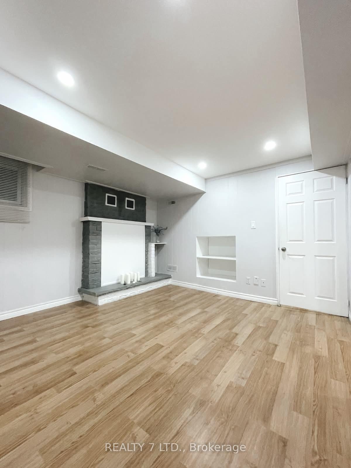551 Hayward Crescent 3 Bsmt #3 Bsmt, Milton — Detached for lease, photo 1