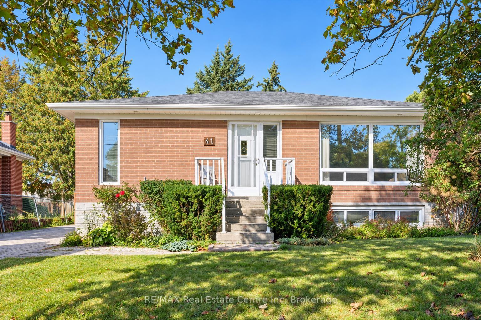 41 Prince Charles Street, Halton Hills — Detached for sale, photo 1