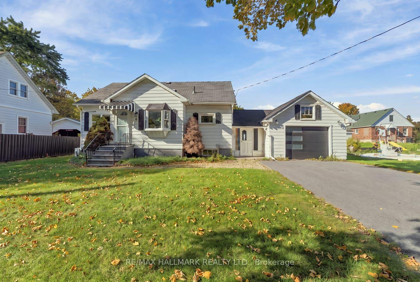 6 Albert Street, Whitby — Detached for sale, photo 1